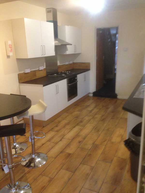 70-TEWKESBURY-STREET_2HS.JPG 70-tewkesbury-street_2hs.jpg